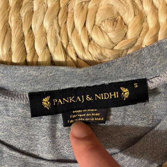 Anthropologie Blue Floral Applique Tee - Picture 2 of 4